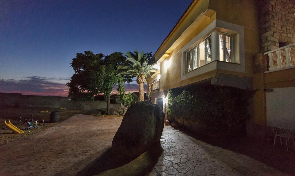 Casa Rural La Piedra De Juana Malpartida de Cáceres Buitenkant foto